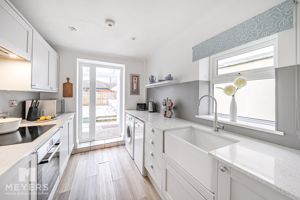 Kitchen- click for photo gallery
